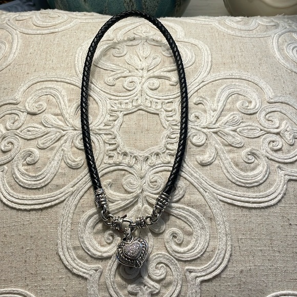 Judith Ripka Diamonique Black Leather w/Magnetic Charm (Heart) - Picture 1 of 7